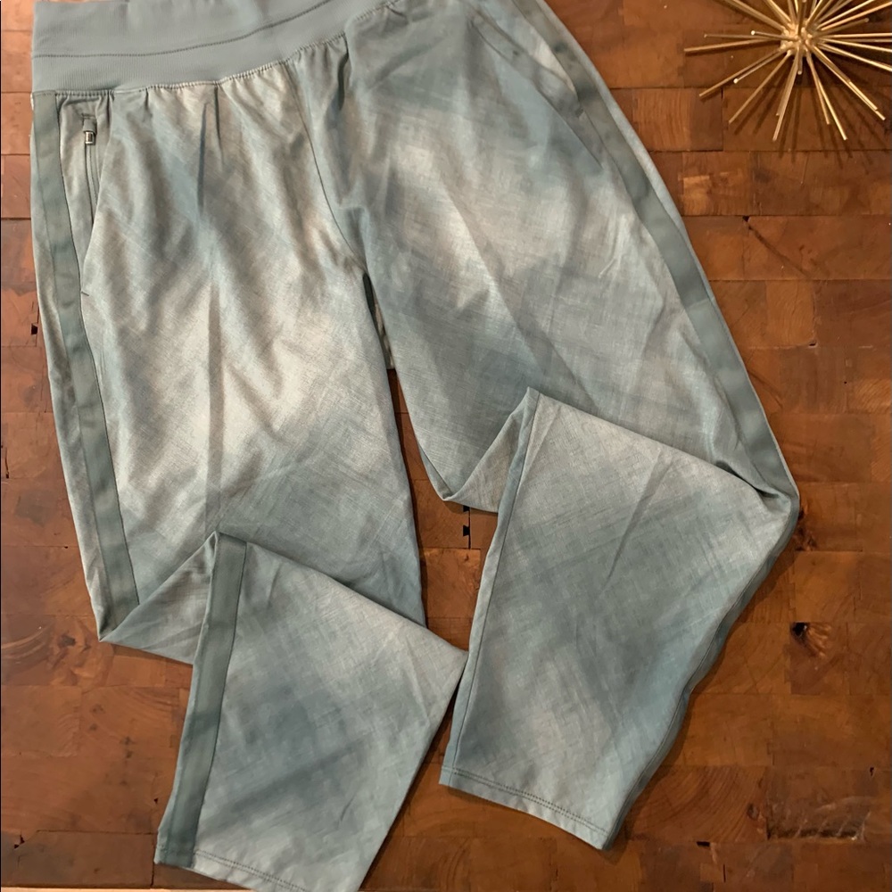 Athleta jogger pant